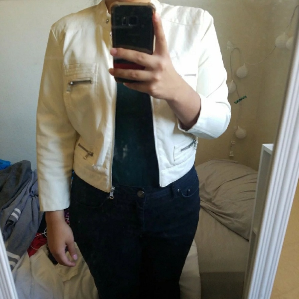 Jacket - Picture 4 of 6
